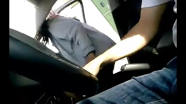 Mężczyzna upada wraz z por no za darmo żoną