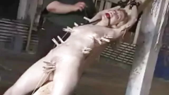 Blondynka żona liże maskę do darmowe filmy pporno twarzy